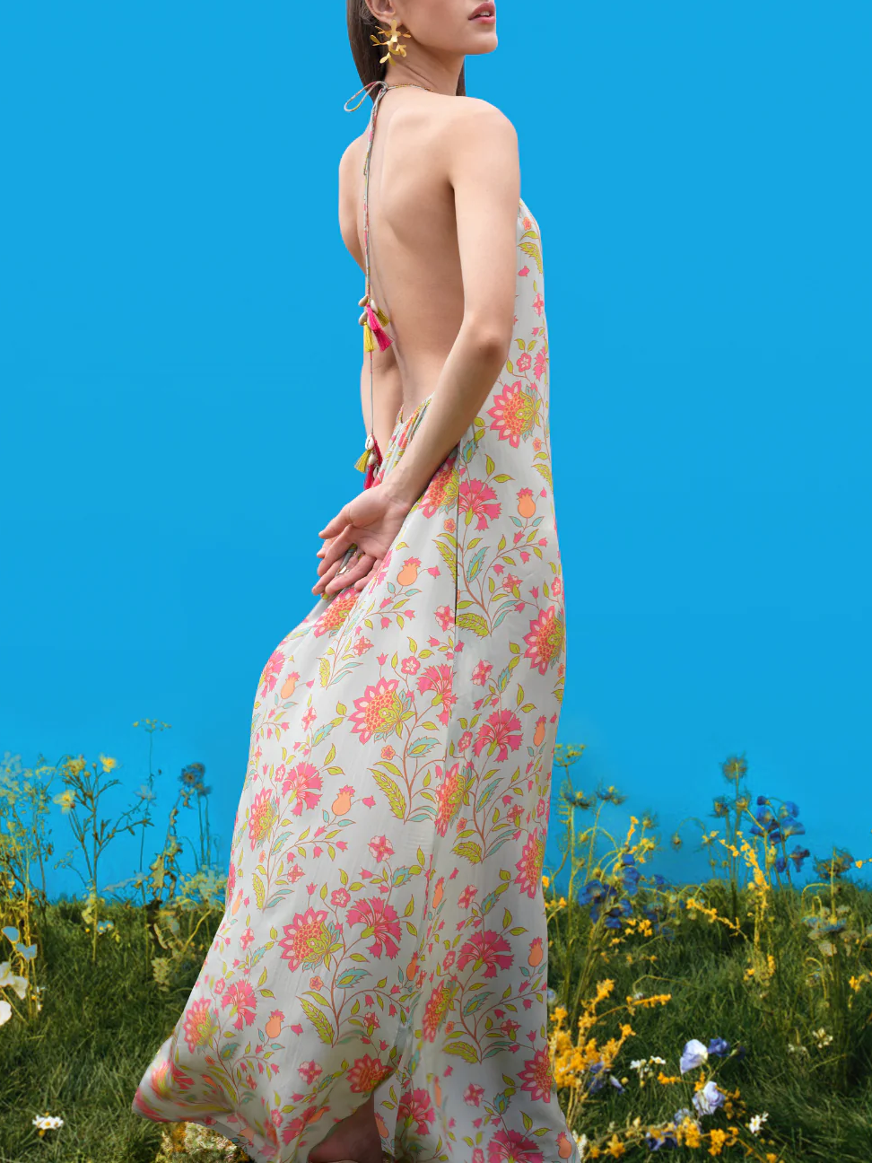 Halter-Back Hand-Drawn Prints Maxi Dress